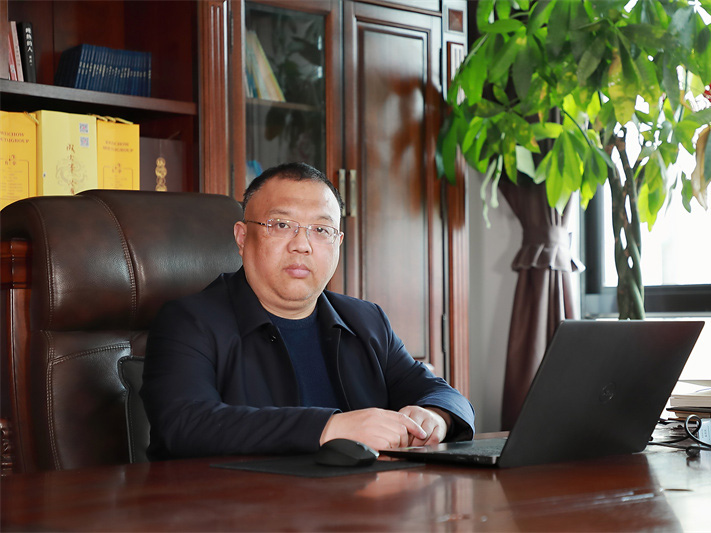 鹽商人物第25期丨專訪鹽城易通總經(jīng)理陳勇軍：專業(yè)服務，助力成功